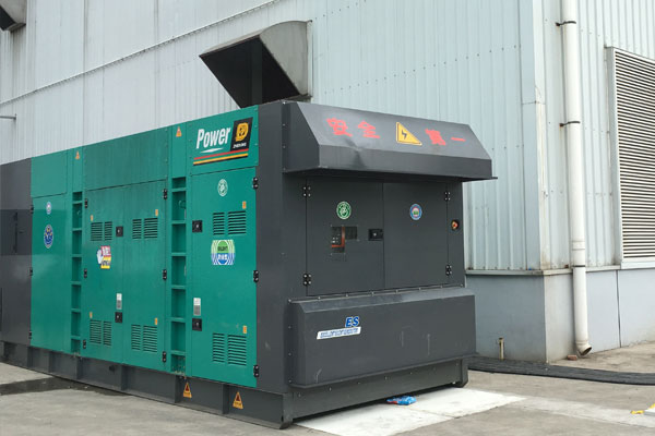 黎川燃油滤清器的更换流程是怎样的？